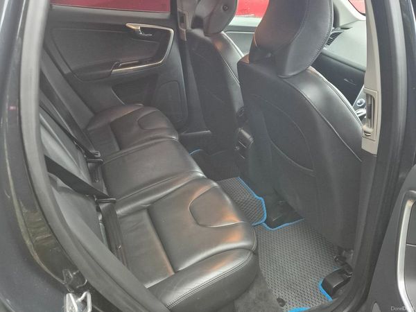 Volvo XC60 SUV, Diesel, 2014, Grey