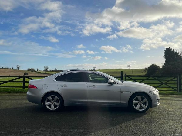 Jaguar XF Saloon, Diesel, 2015, Silver