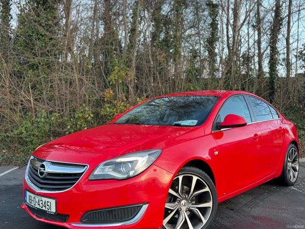 Opel Insignia Saloon, Diesel, 2016, Red