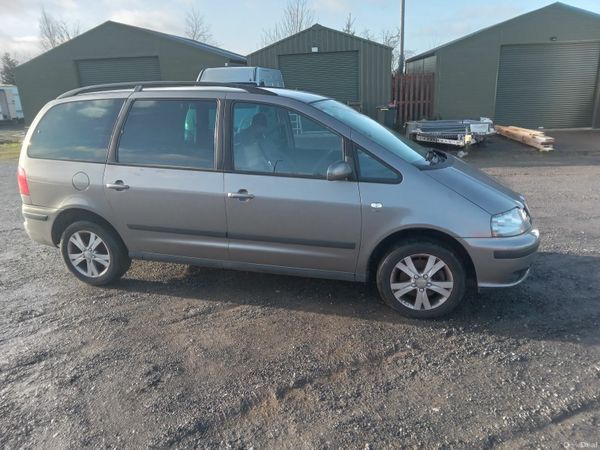 SEAT Alhambra MPV, Diesel, 2009, Silver