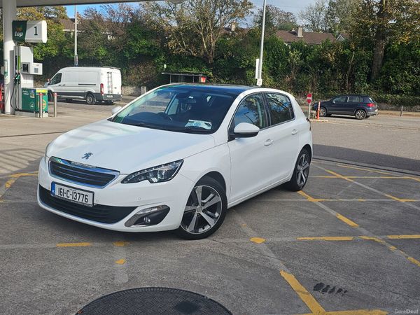 Peugeot 308 Hatchback, Petrol, 2016, White
