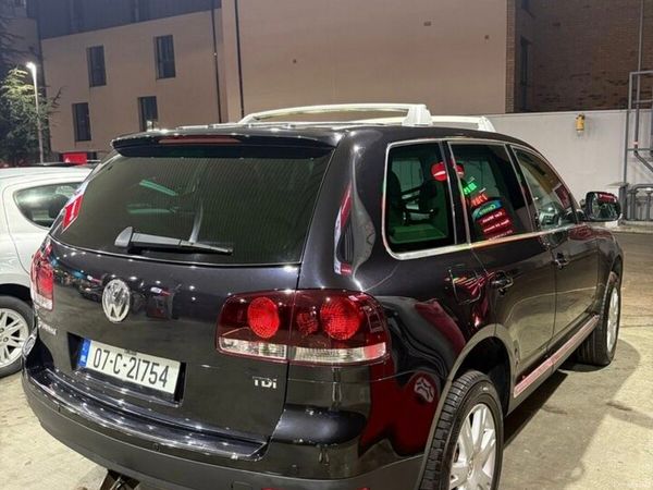 Volkswagen Touareg SUV, Diesel, 2007, Black