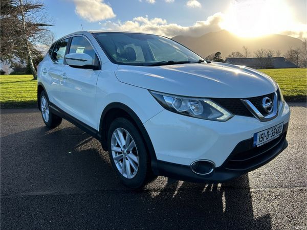 Nissan Qashqai Hatchback, Diesel, 2015, White