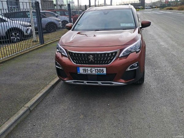 Peugeot 3008 MPV, Petrol, 2019, Brown