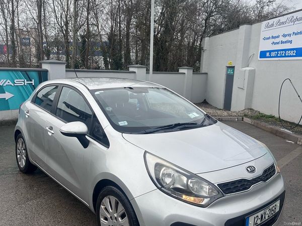Kia Rio Hatchback, Diesel, 2012, Silver