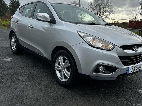 Hyundai ix35 SUV, Diesel, 2012, Silver
