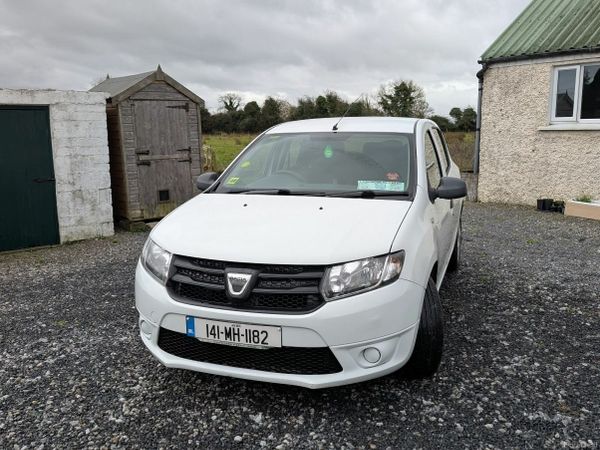 Dacia Sandero Hatchback, Petrol, 2014, White