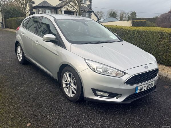 Ford Focus Hatchback, Petrol, 2016, Silver