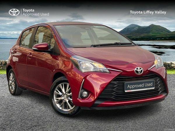 Toyota Yaris Hatchback, Petrol, 2019, Red