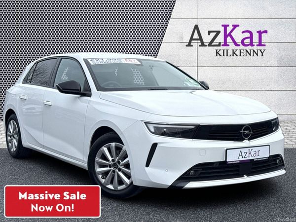 Opel Astra Hatchback, Petrol, 2022, White