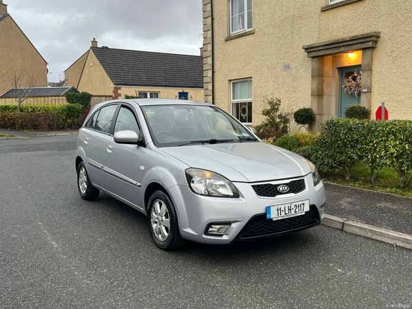 Kia Rio Hatchback, Diesel, 2011, Silver