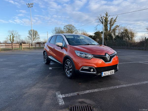Renault Captur Hatchback, Diesel, 2014, Orange