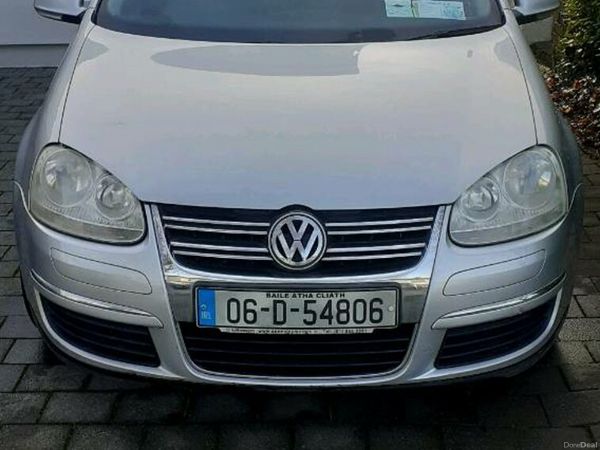 Volkswagen Jetta Saloon, Petrol, 2006, Silver