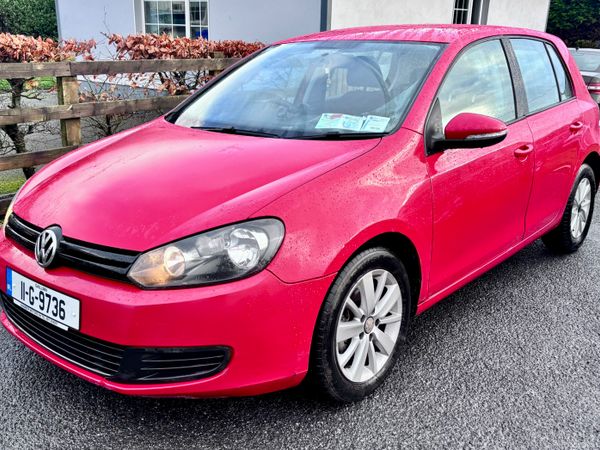 Volkswagen Golf Hatchback, Petrol, 2011, Red