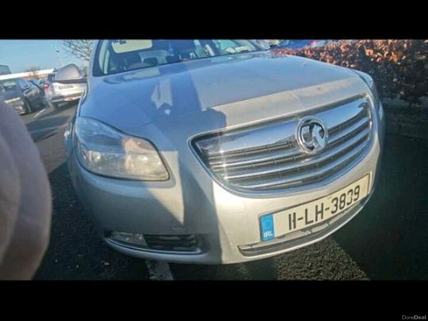 Vauxhall Insignia Hatchback, Diesel, 2011, Silver