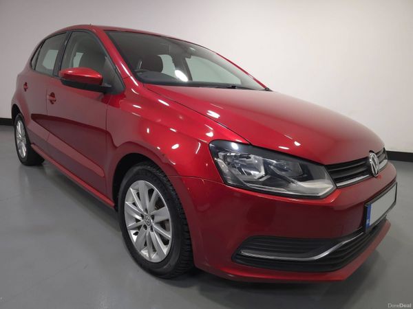 Volkswagen Polo Hatchback, Petrol, 2015, Red