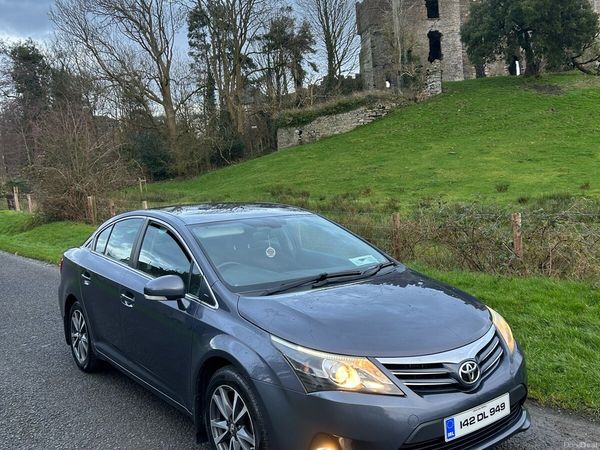 Toyota Auris Hatchback, Diesel, 2014, White