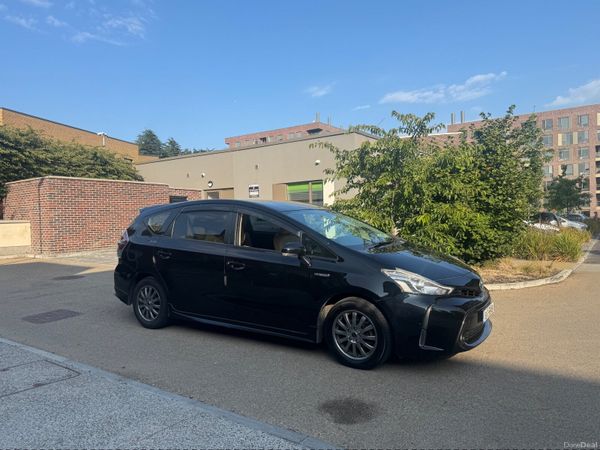Toyota Prius MPV, Petrol Hybrid, 2018, Black