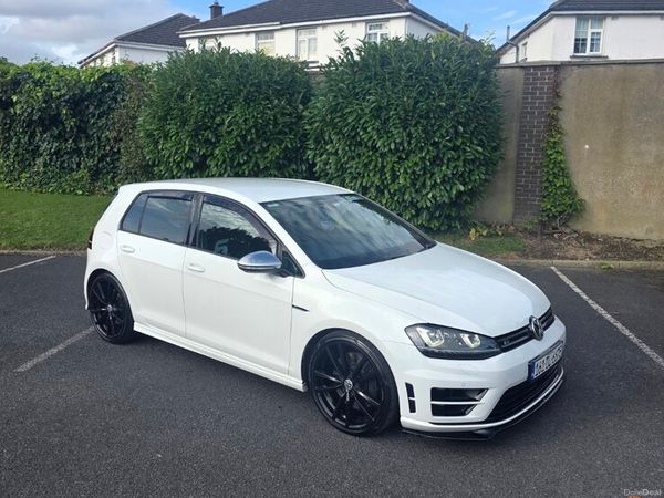 Volkswagen Golf Hatchback, Petrol, 2016, White