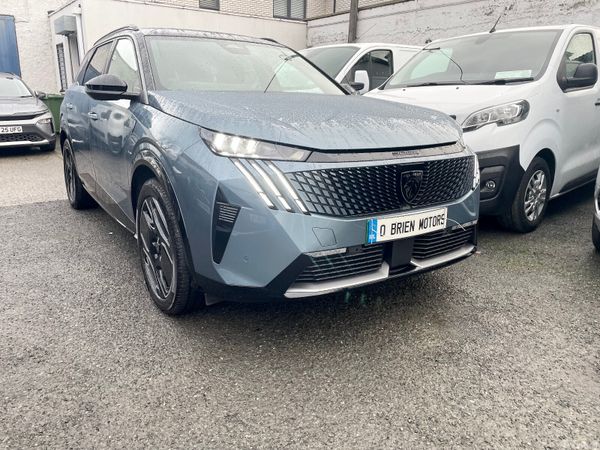 Peugeot 5008 MPV, Electric, 2025, Blue