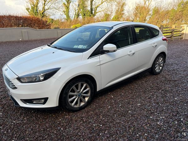 Ford Focus Hatchback, Diesel, 2015, White