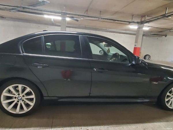 BMW 3-Series Saloon, Diesel, 2010, Black