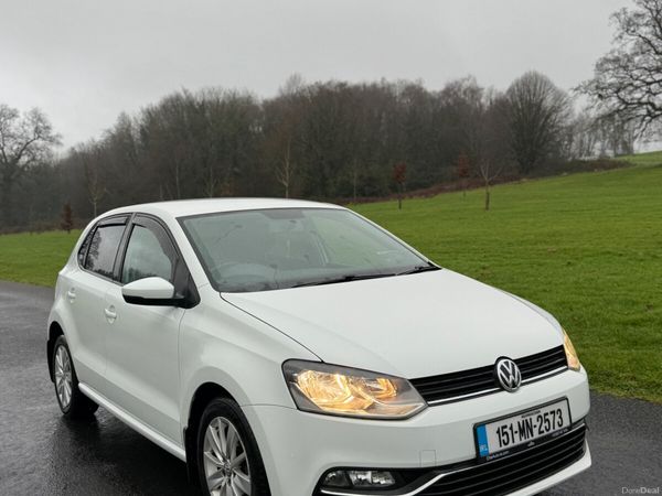 Volkswagen Polo Hatchback, Petrol, 2015, White