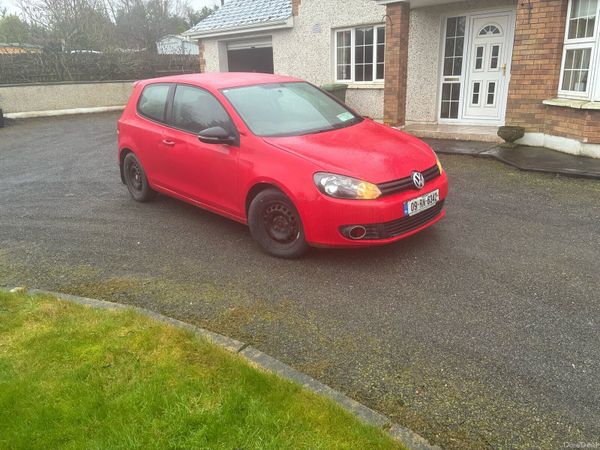 Volkswagen Golf Hatchback, Diesel, 2009, Red