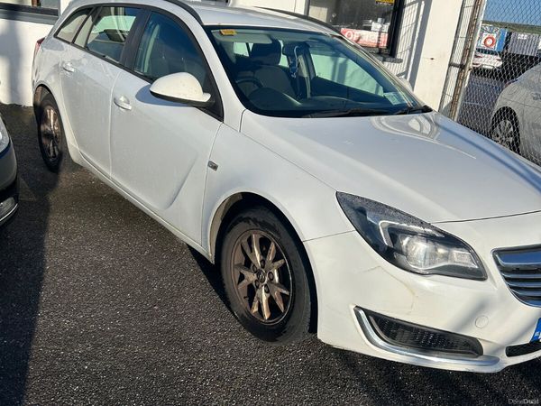 Opel Insignia Estate, Diesel, 2014, White