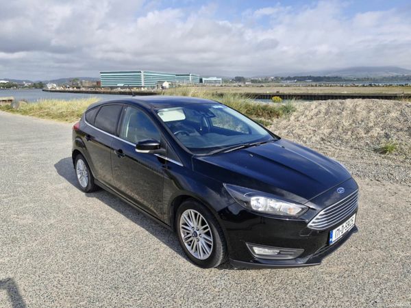 Ford Focus Hatchback, Diesel, 2017, Black