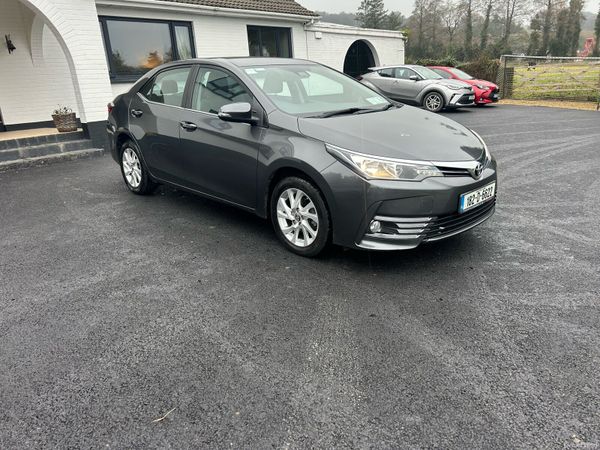 Toyota Corolla Saloon, Petrol, 2018, Grey
