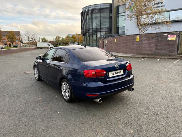 Volkswagen Jetta Saloon, Diesel, 2013, Blue