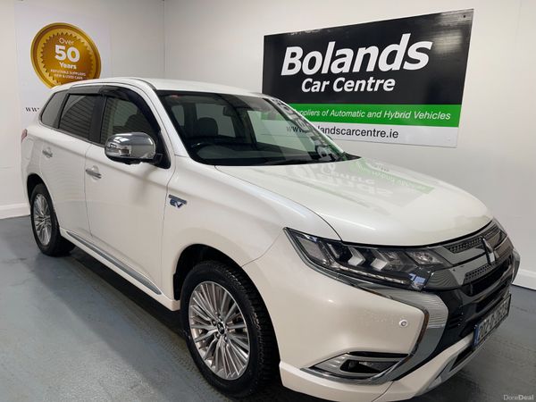 Mitsubishi Outlander SUV, Petrol Plug-in Hybrid, 2020, White