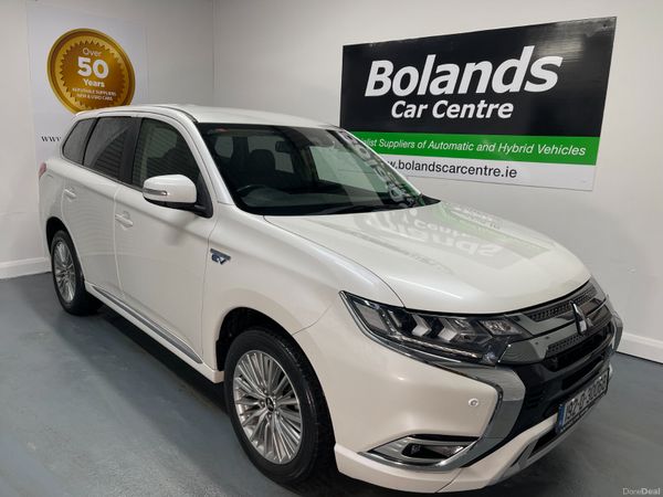 Mitsubishi Outlander SUV, Petrol Plug-in Hybrid, 2019, White