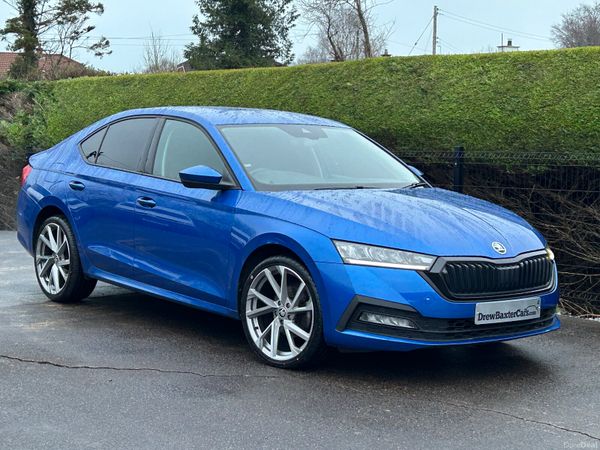 Skoda Octavia Hatchback, Diesel, 2023, Blue