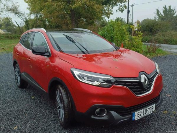 Renault Kadjar SUV, Diesel, 2016, Red