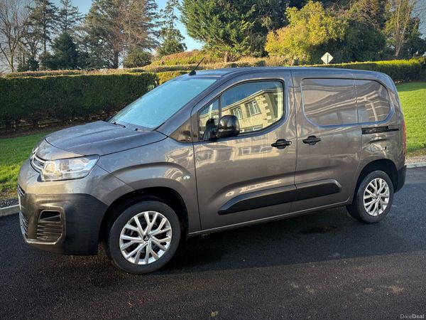 Citroen Berlingo MPV, Diesel, 2022, Grey