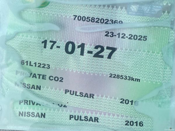 Nissan Pulsar Hatchback, Diesel, 2016, Red