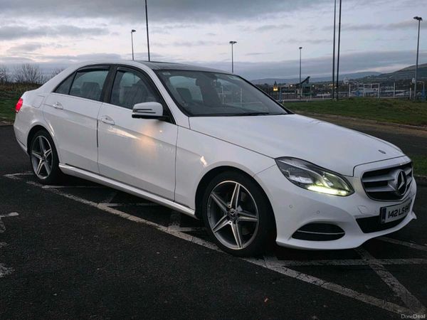 Mercedes-Benz E-Class Saloon, Diesel Hybrid, 2014, White