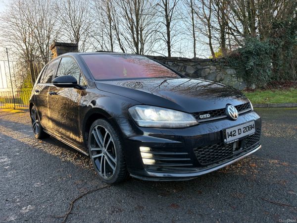 Volkswagen Golf Hatchback, Diesel, 2014, Black