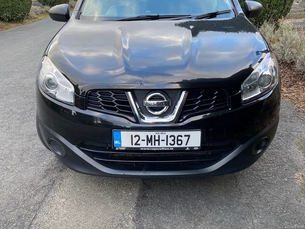 Nissan Qashqai Estate/Jeep, Diesel, 2012, Black