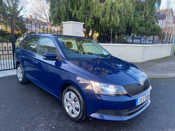 Skoda Fabia Estate, Petrol, 2017, Blue
