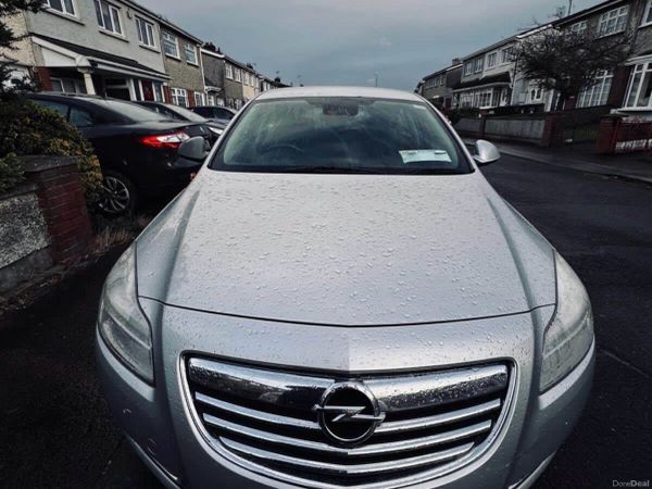 Opel Insignia Hatchback, Diesel, 2011, Silver