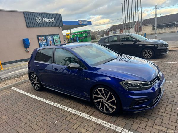 Volkswagen Golf Hatchback, Petrol, 2018, Blue