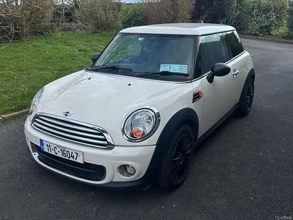 Mini One Hatchback, Diesel, 2011, White
