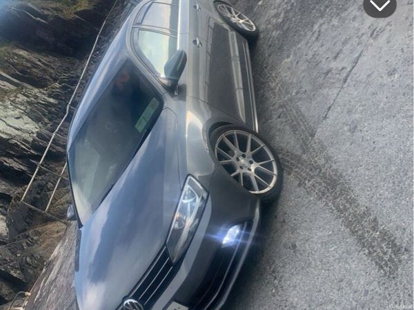 Volkswagen Jetta Saloon, Diesel, 2015, Grey