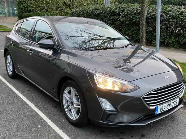 Ford Focus Hatchback, Diesel, 2019, Grey