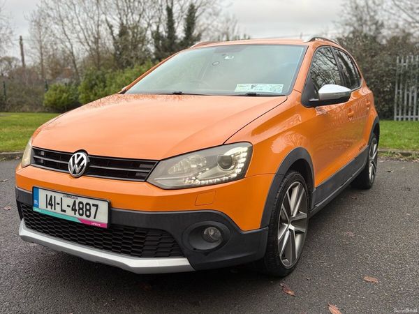 Volkswagen Polo Hatchback, Petrol, 2014, Orange