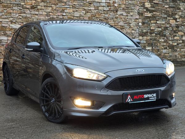 Ford Focus Hatchback, Diesel, 2018, Grey