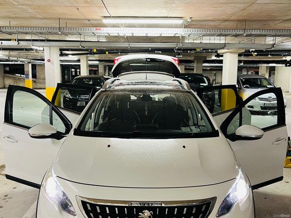 Peugeot 2008 Estate, Petrol, 2018, White